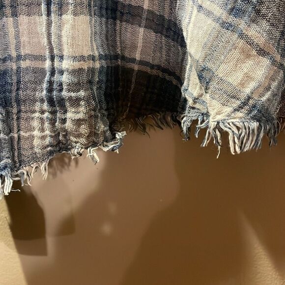 Cloth & Stone Top - Picture 5 of 11